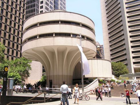 Vivid Sydney uses Lidar Scanning 3dlaserscanning light projection mapping wysiwyg3d mlc centre